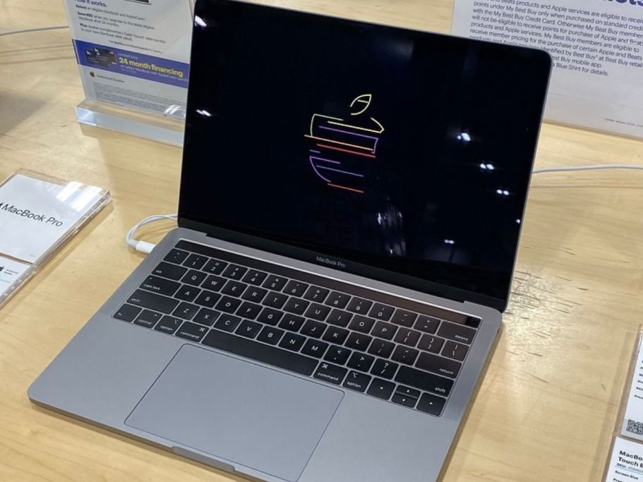 MacBook Pro Deal Alert: Save $449 on the 2022 M2 Model + Free Shipping (Ends Tonight!)